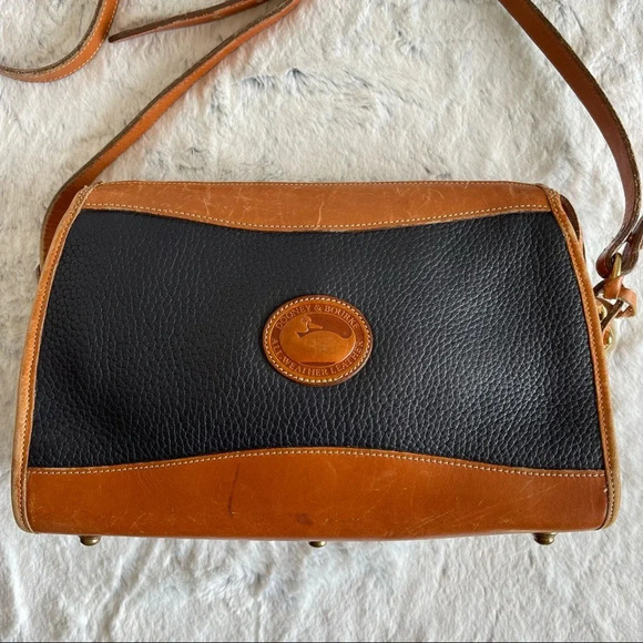 Vintage Dooney & Bourke All-Weather Leather Shoulder Bag Made in USA - Picture 2 of 16